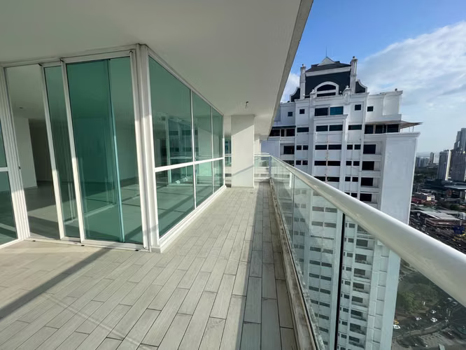 Venta de Apartamento en San Francisco Ph The Towers 275 Mts