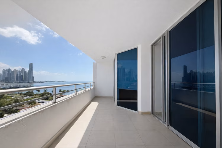 VENTA DE APARTAMENTO EN AVENIDA BALBOA