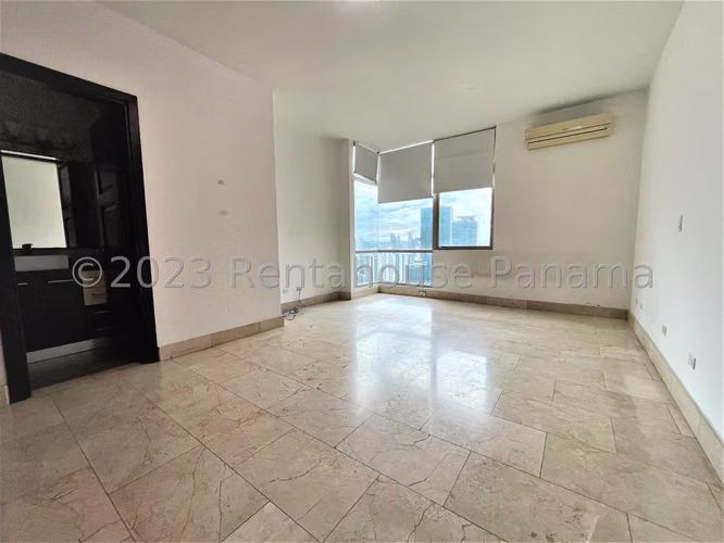 Venta de apartamento en Punta Pacifica AK