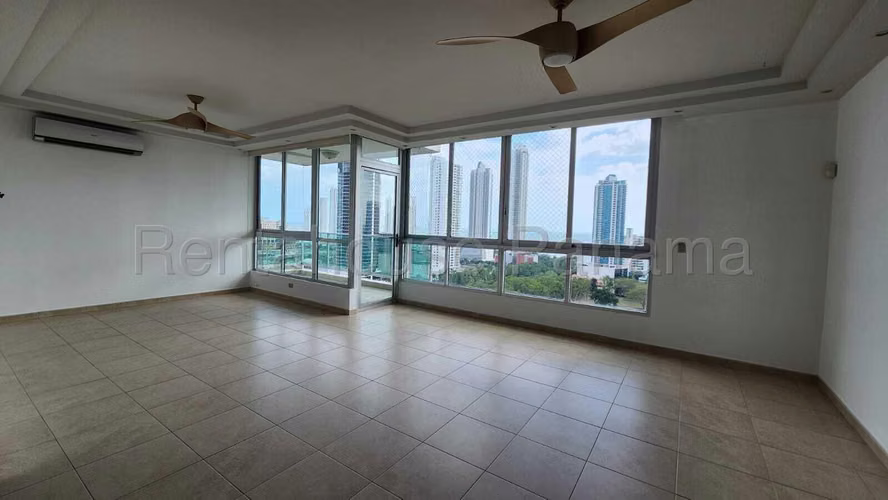 Venta de apartamento en Costa del Este AK
