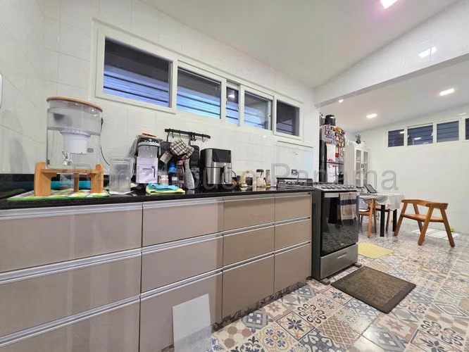 Venta de casa en Chanis AK