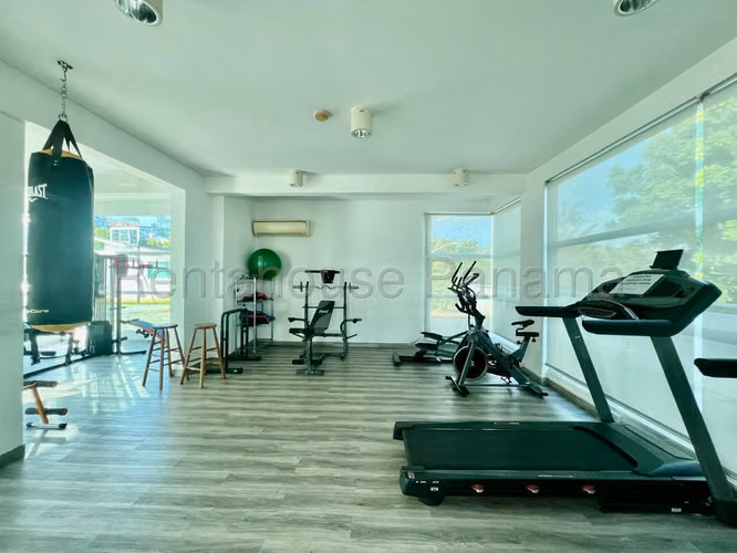 Venta de casa en Altos de Panamá AK