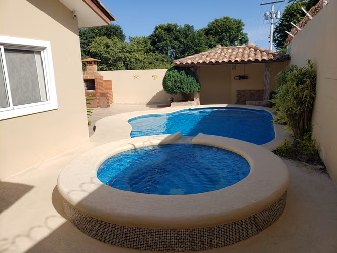 Alquilo casa frente a la playa - Imagen 6