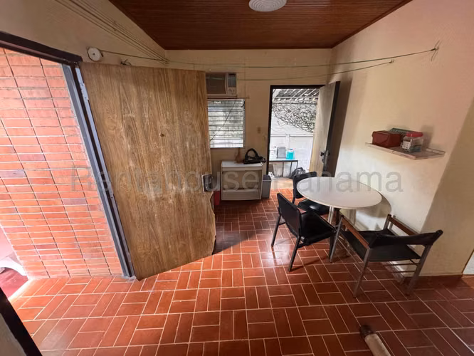 Casa en Venta en Altos de Golf AFC 26-2981