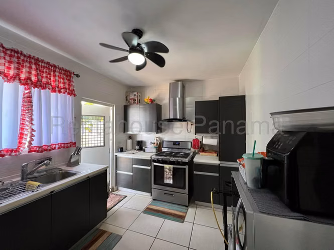 Casa en Venta en Brisas del Golf AFC 26-5965