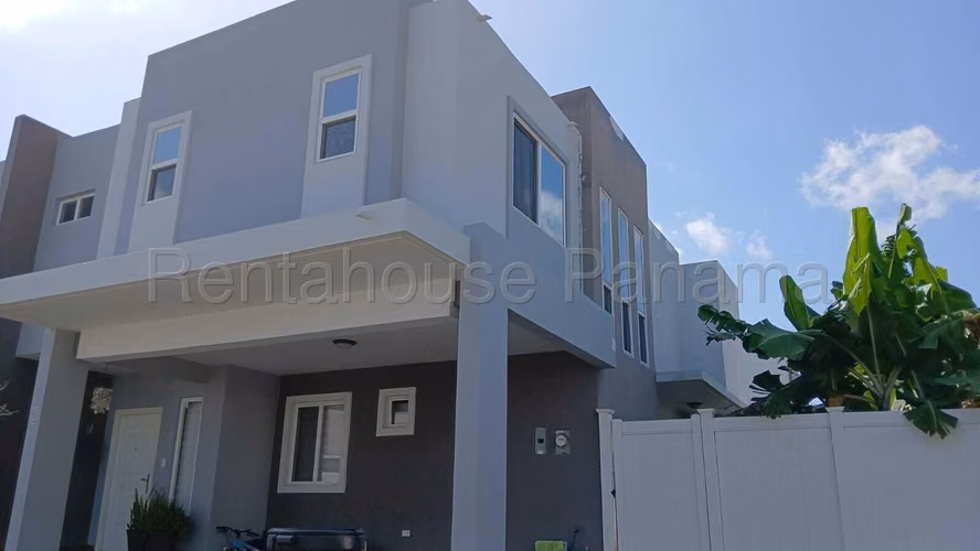 House for Sale in Brisas del Golf AFC 26-5965