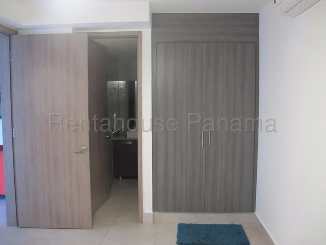Alquiler de apartamento de 93m² en El Cangrejo 26JS6204