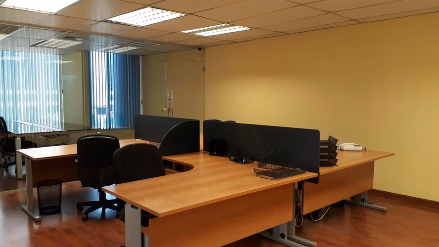 88.45m ² furnished office rental in Obarrio 26JS5953