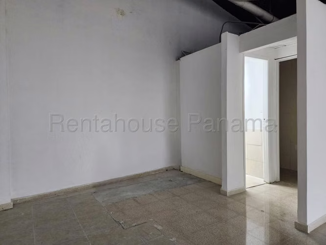 Local Comercial en Alquiler en Chanis JG