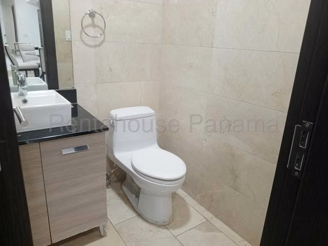 OPORTUNUDAD!!! Se vende amplio apartamento en Punta Pacífica - Imagen 10