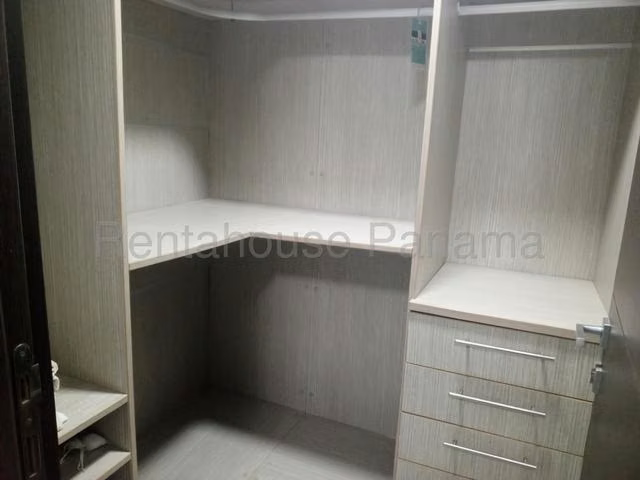 OPORTUNUDAD!!! Se vende amplio apartamento en Punta Pacífica - Imagen 7