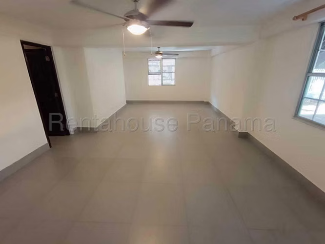 Casa en Alquiler en Ancon JG