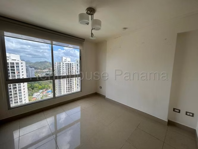 Apartamento en Venta en Condado del Rey JG