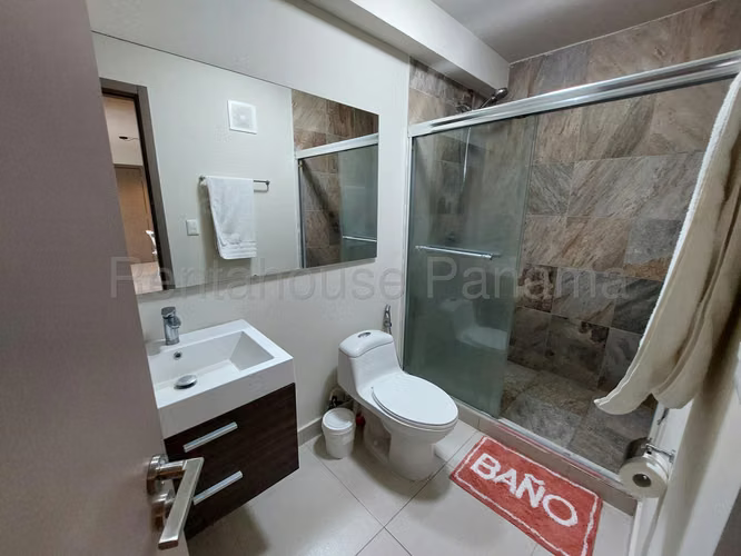 Venta de apartamento de playa amoblado en San Carlos 26JS1358