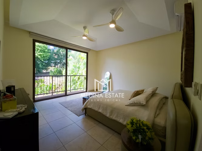 Venta Casa Embassy Club Modelo Forest Reserve  3 Recámaras  Terraza y Jardín