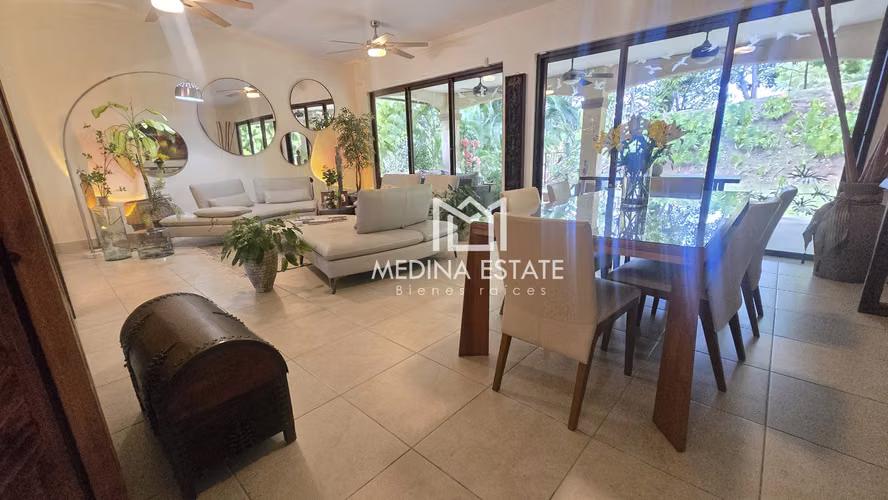 Venta Casa Embassy Club Modelo Forest Reserve  3 Recámaras  Terraza y Jardín