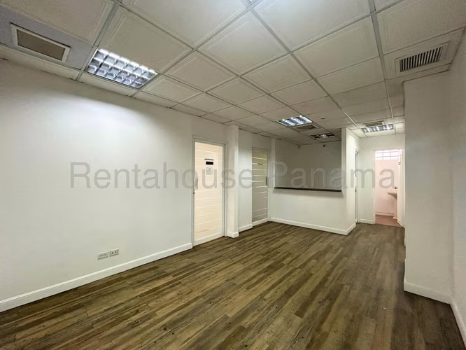 VENTA DE LOCAL EN LOTE CON MEJORAS OBARRIO HQ