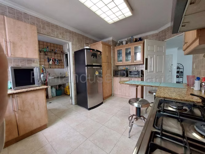 Venta de apartamento de 170m² en Punta Pacifica 26JS5390