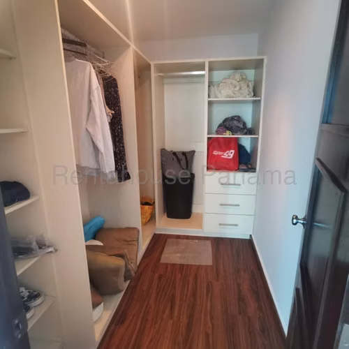 alquilo apartamento amoblado en costa del este OF 26-6229