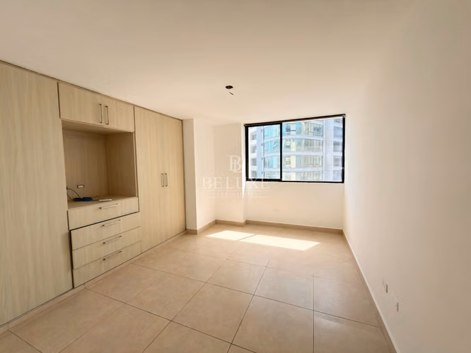 VENTA DE APARTAMENTO EN PH PERLA DEL PACIFICO, PUNTA PAITILLA (11 R)