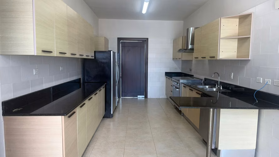 Vendo Apartamento en PH Dinasty Residences en Bella Vista