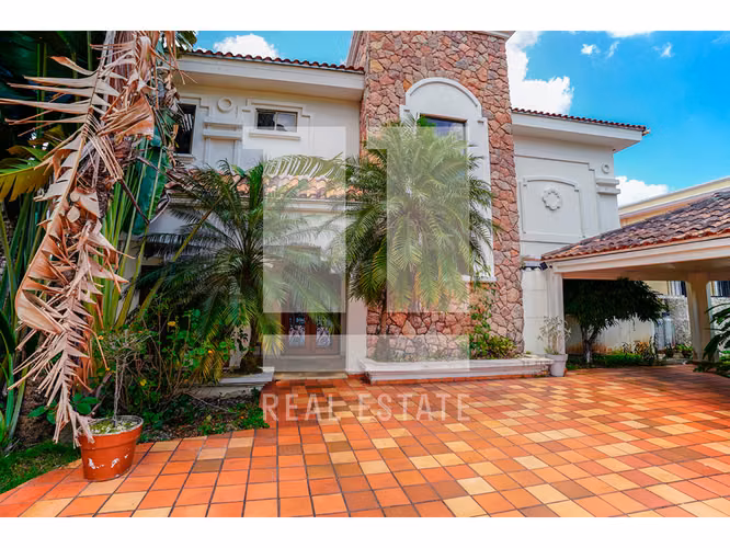 Se Vende Casa en Dos Mares, Bethania - Imagen 1