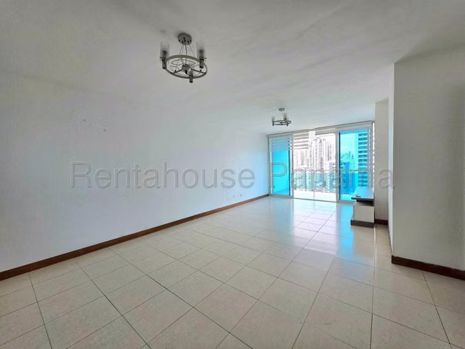 Venta de Apartamento en el Cangrejo Ph Mont Royale Mts2: 130 PD