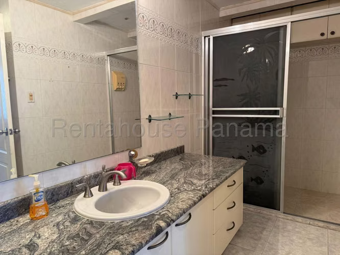 Apartamento en Venta en  Avenida Balboa JG