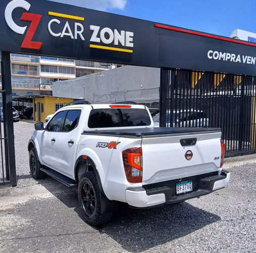 Nissan Frontier 2023