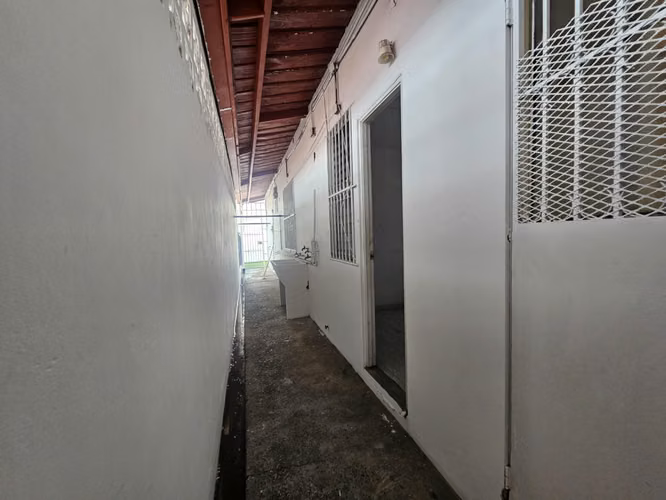 Venta de Casa en Condado del Rey, excelente ubicación