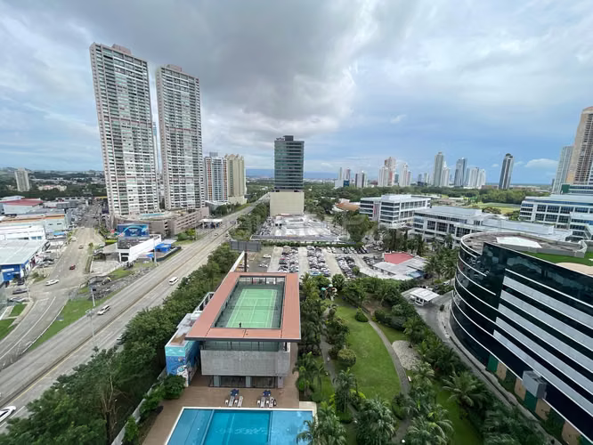 Se Vende Apartamento en Costa del Este LA26-3558