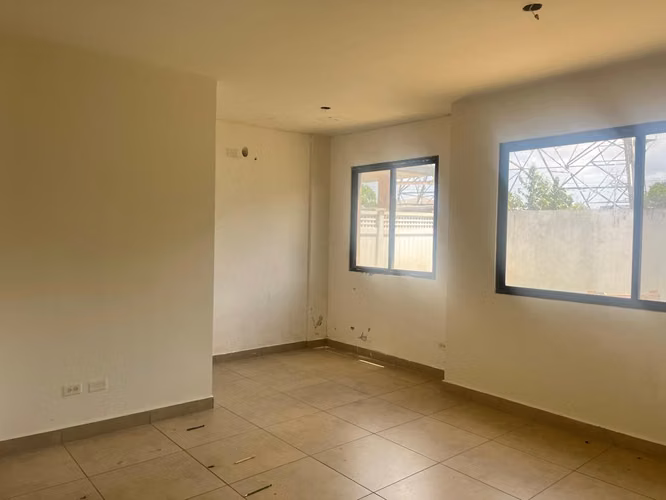Banco Vende Casa en PH MONT BLANC, Brisas del Golf Norte