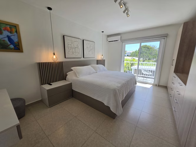 VENDO CASA. BIJAO. GATUN. REMODELADA. PLAYA. GOLF. PADEL.