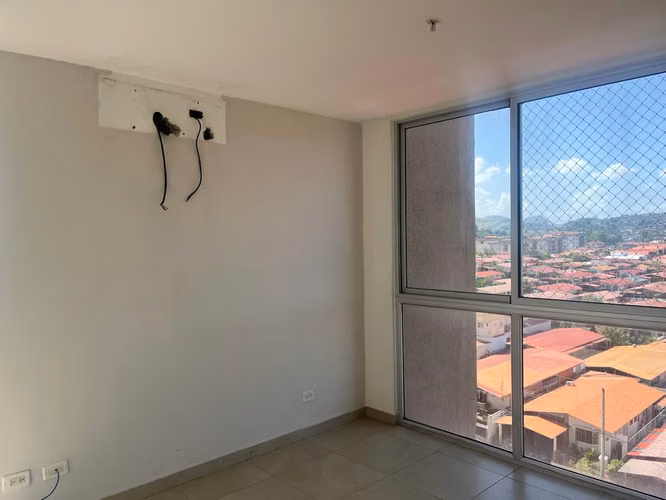 Banco Vende Apartamento en PH PORTOALEGRE, Villa Lucre - Imagen 8