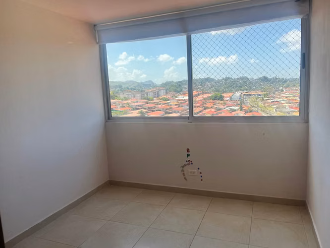 Banco Vende Apartamento en PH PORTOALEGRE, Villa Lucre - Imagen 4