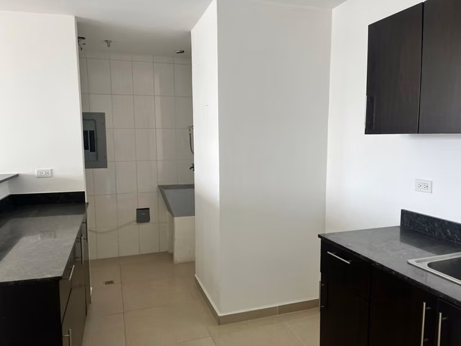 Banco Vende Apartamento en PH MACEDONIA TOWERS, Pueblo Nuevo - Imagen 4