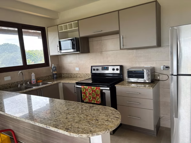 ¡Apartamento en Alquiler en Coronado!