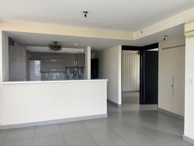 Banco Vende Apartamento en EN PH TRIO, Bella Vista - Imagen 4