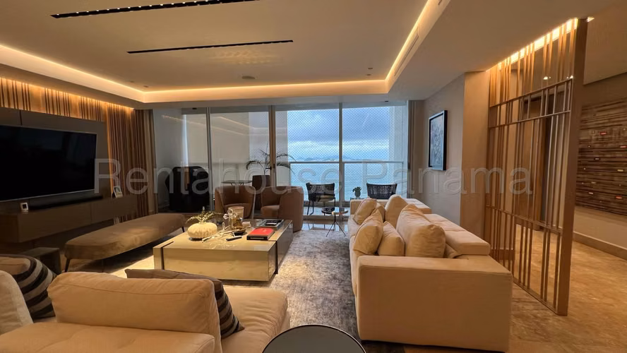 Se Vende Apartamento en Punta Pacifica LA26-2237