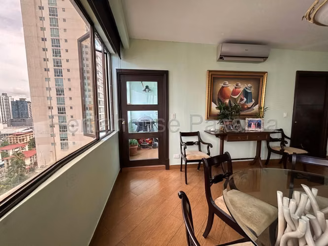 Se Vende Apartamento en Coco del Mar LA25-9426