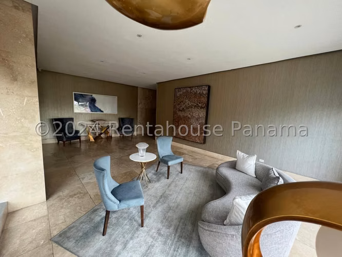 Se Vende Apartamento en Coco del Mar LA26-2778