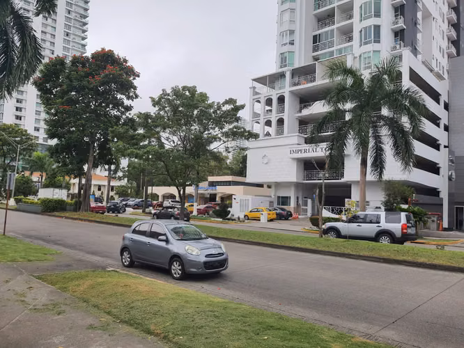 Venta de Plaza Comercial en Costa del Este, Ubicación Prime.JR