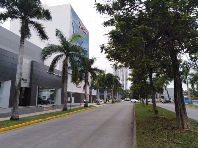 Venta de Plaza Comercial en Costa del Este, Ubicación Prime.JR