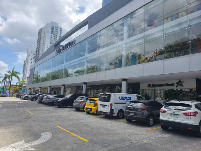 local comercial Planta Baja 222 mts2 Costa del Este I STRIP, JR