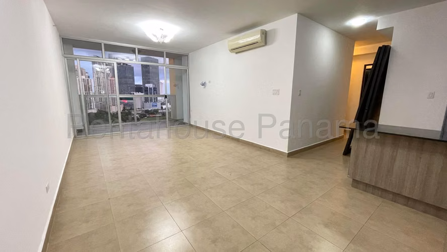 Apartment for sale with excellent layout in Costa del Este 26*3379Mfk
