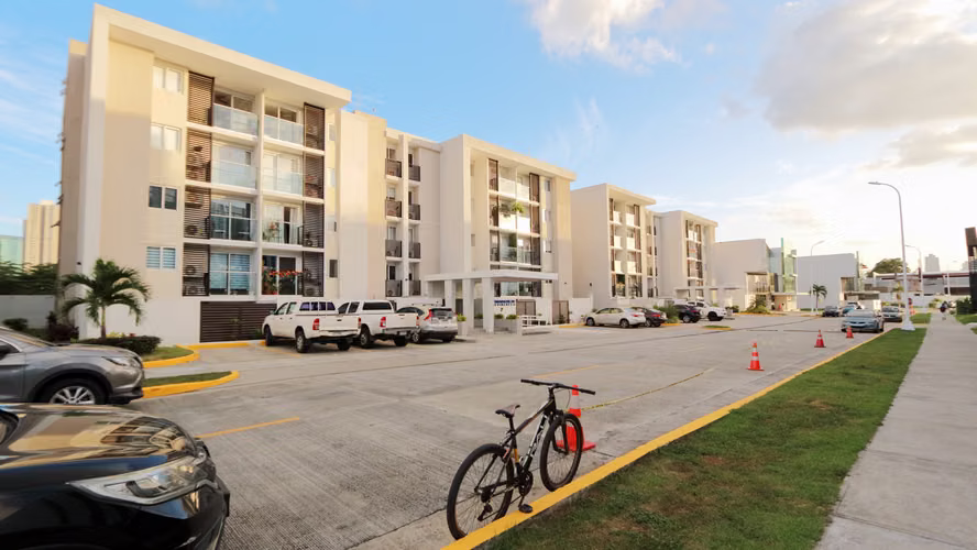 Apartamento en Alquiler - Panamá Viejo Residences - Amueblado