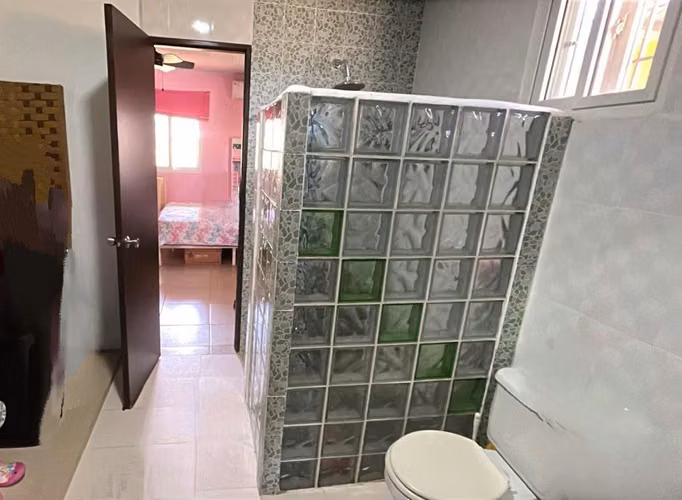 Venta de  Dos Casas, Piscina y Energía Solar en Chame a 10 Min de La Playa