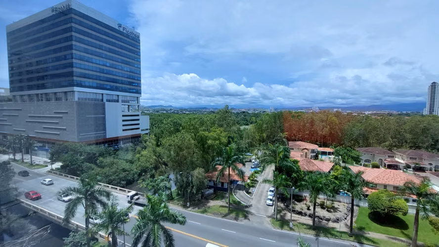Alquiler Local comercial, Boulevar del Este, planta baja. JR - Imagen 10