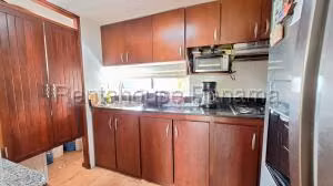Venta de Casa con 249m2 en Playa Blanca PH Decameron 25-4627SR