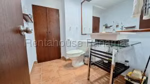 Venta de Casa con 249m2 en Playa Blanca PH Decameron 25-4627SR